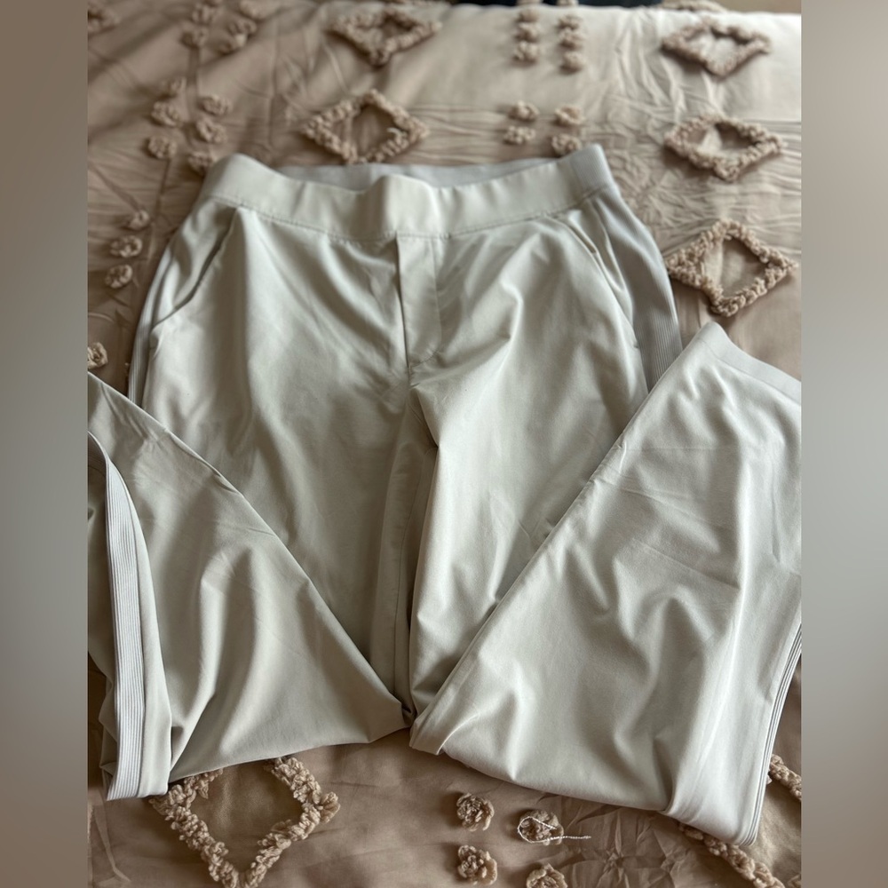 Athleta Beige Jogger Pants